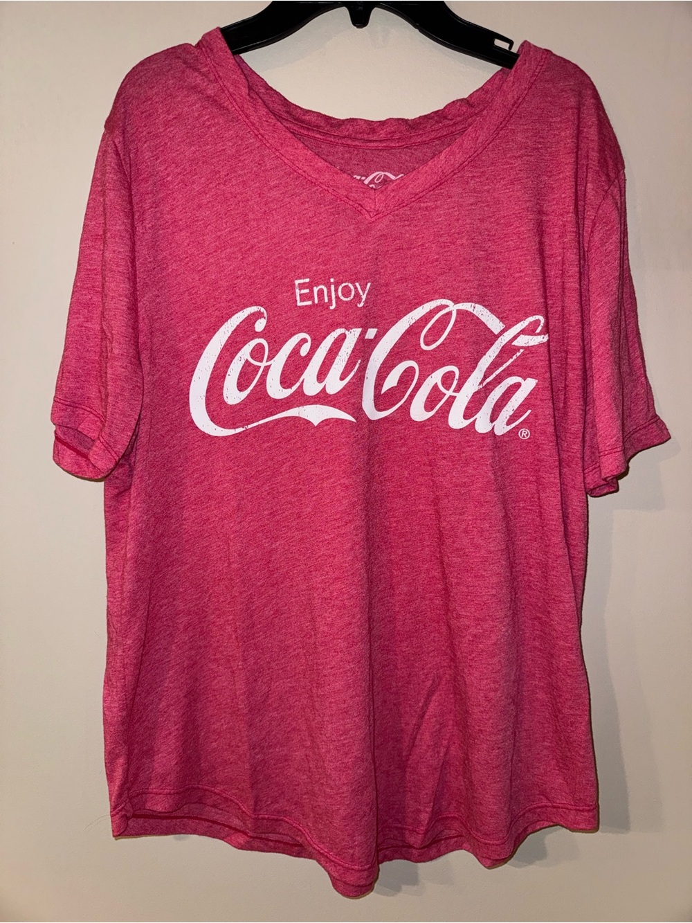 Coca-Cola Enjoy Coca-Cola V-Neck T-Shirt, Size XL Soda Theme